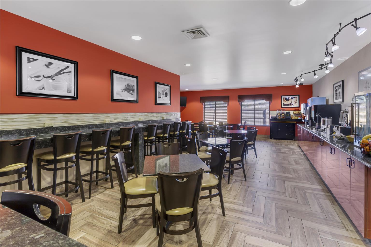 Best Western Plus Suites-Greenville Image