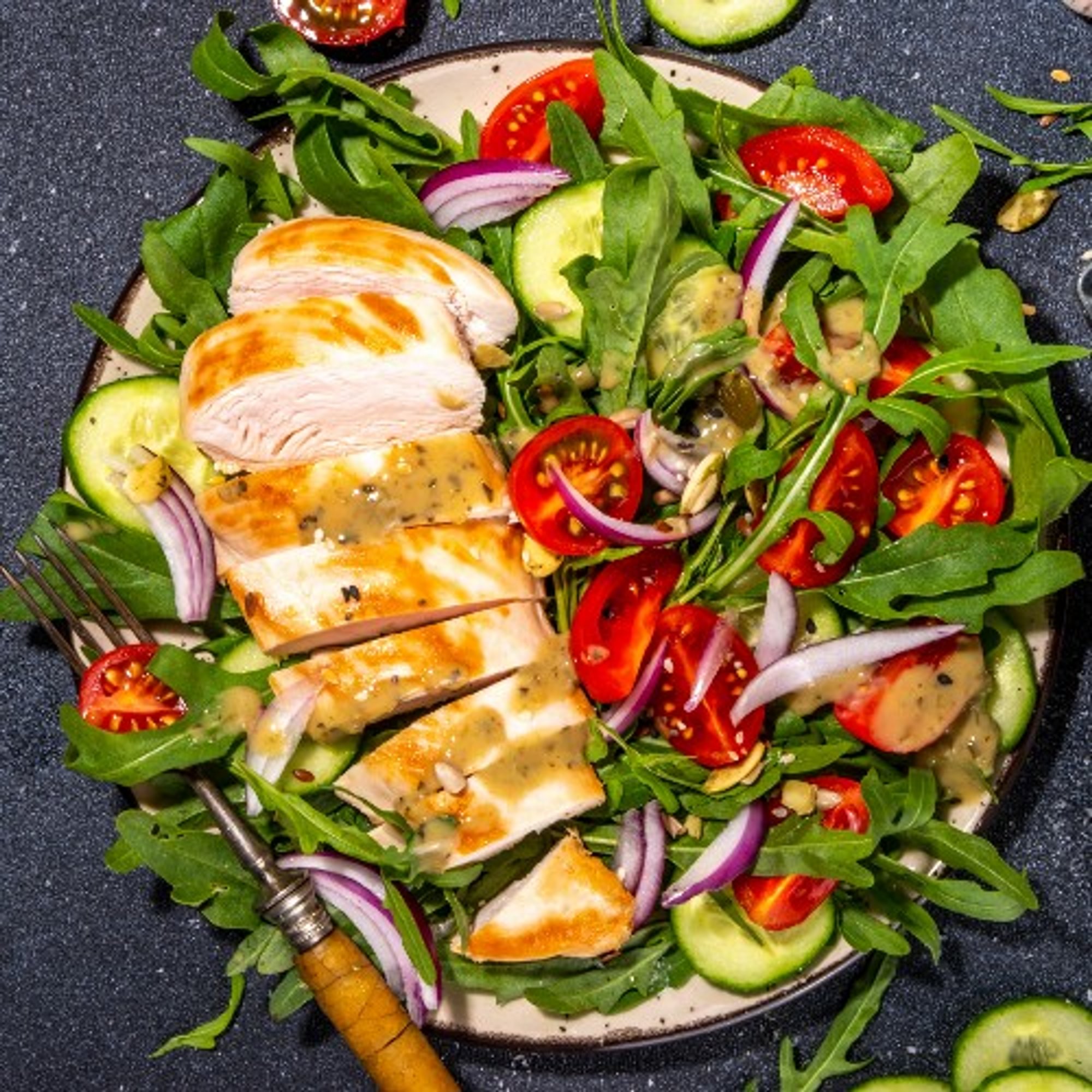 Grilled Chicken Over Mix Green
