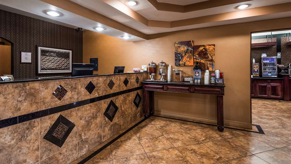 Best Western Manhattan Inn Image