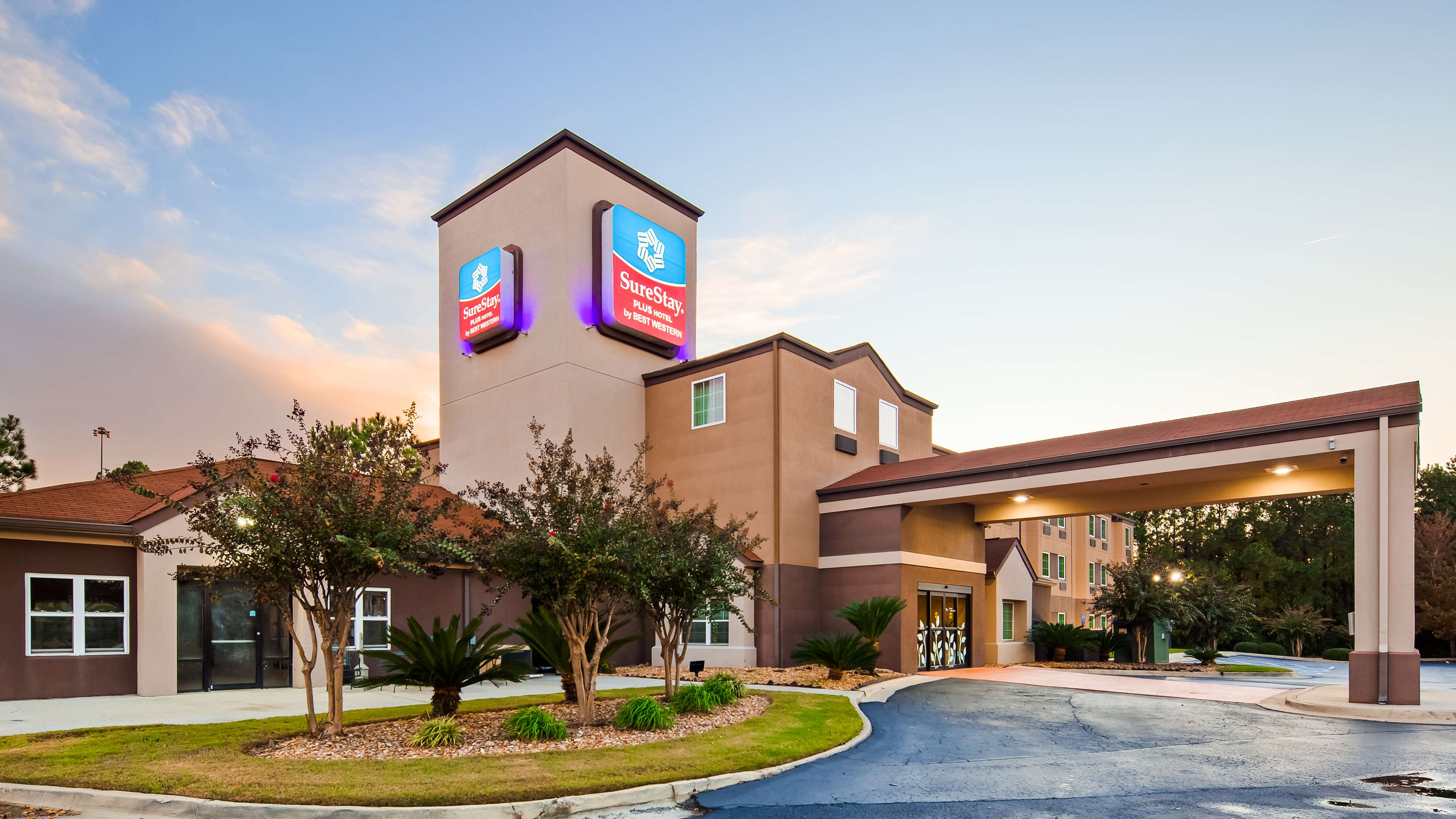 SureStay Plus Hotel by Best Western Macon West Photo