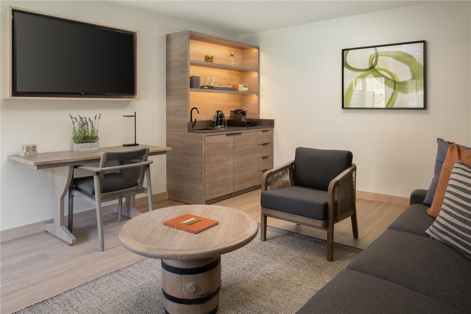 Embassy Suites by Hilton Napa Valley Image