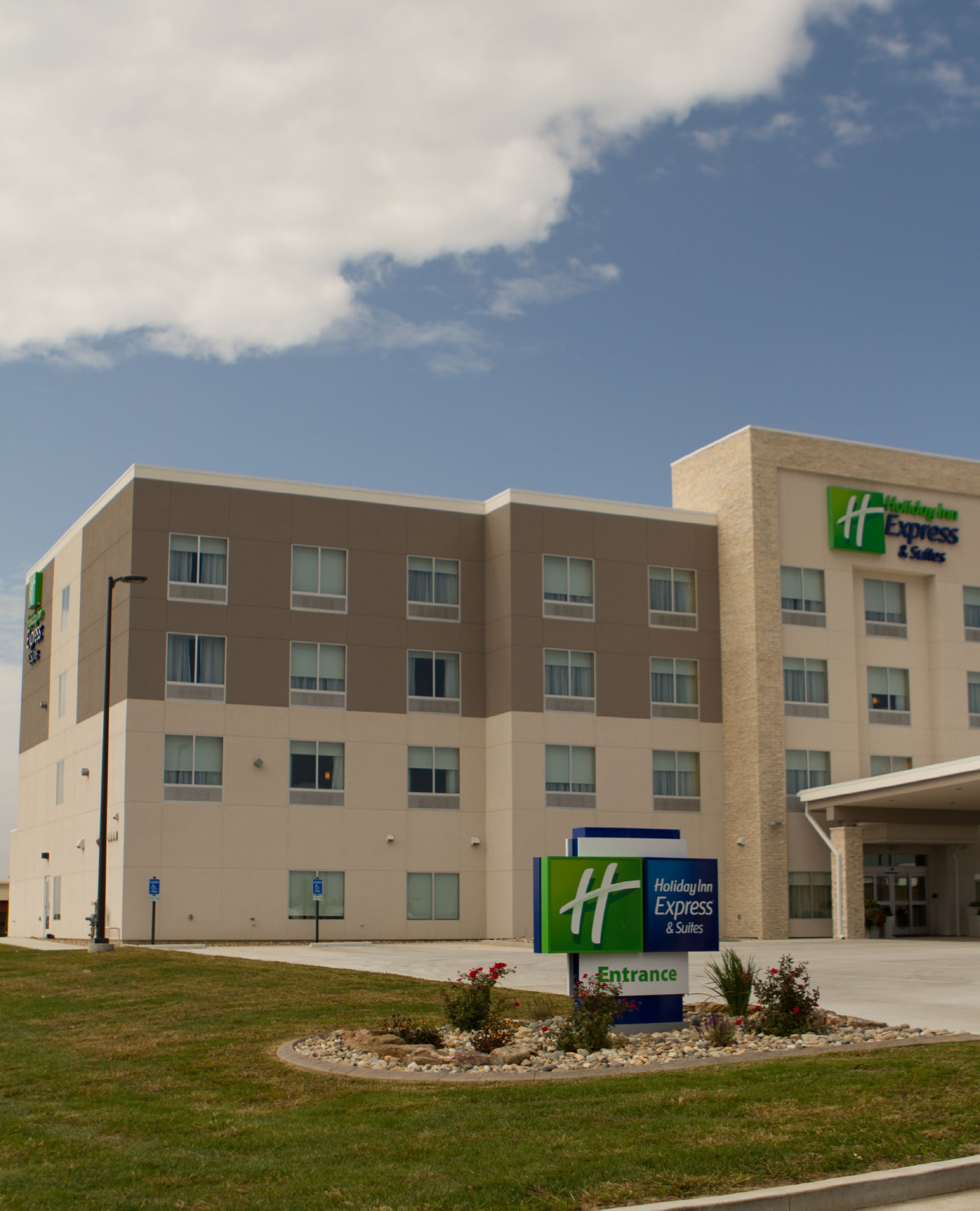 Holiday Inn Express Suites Lincoln South in Lincoln NE Whitepages