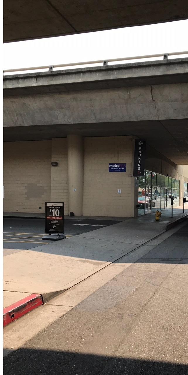 Sutter Galleria Garage -SP+ Parking Photo