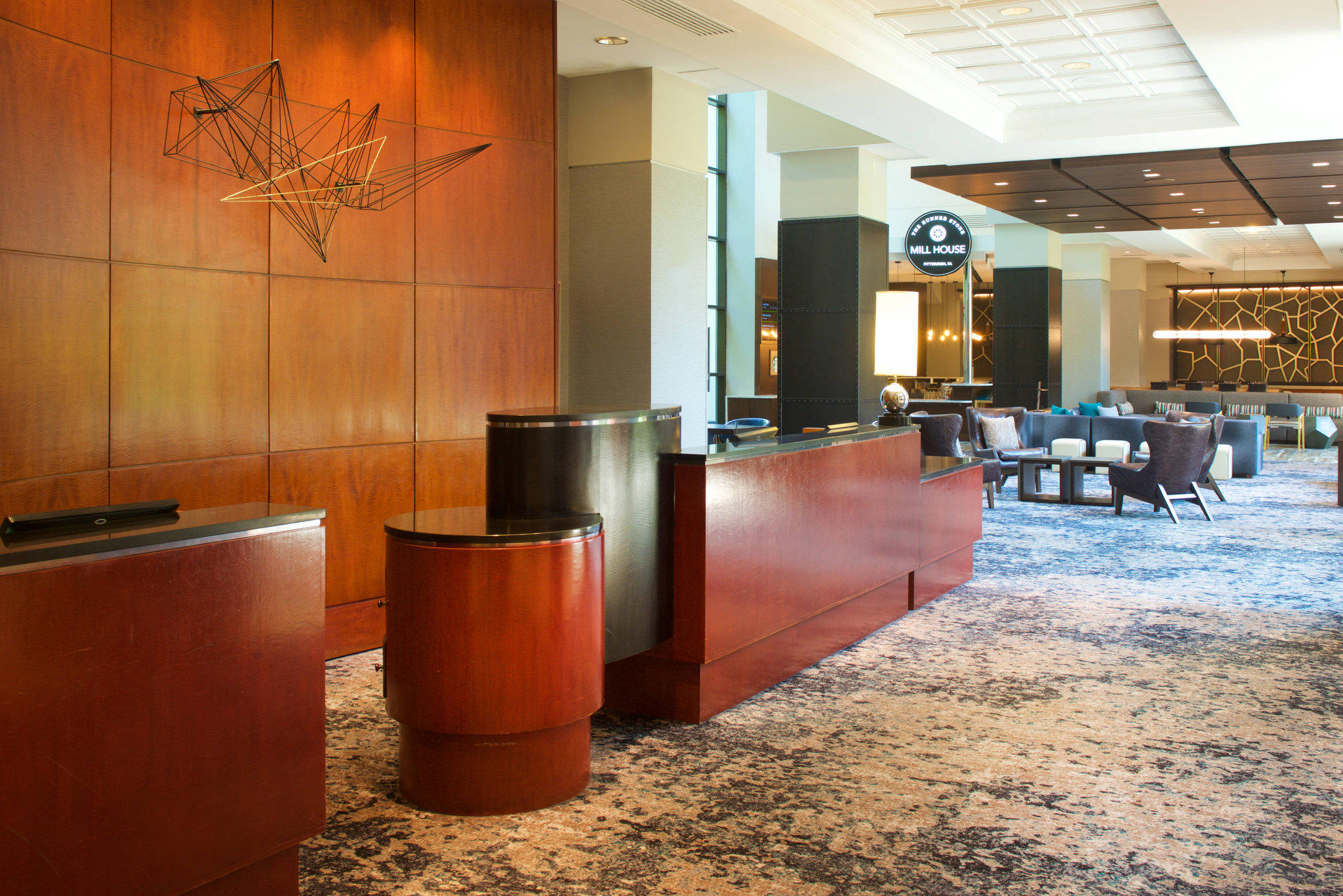 Pittsburgh Airport Marriott Photo