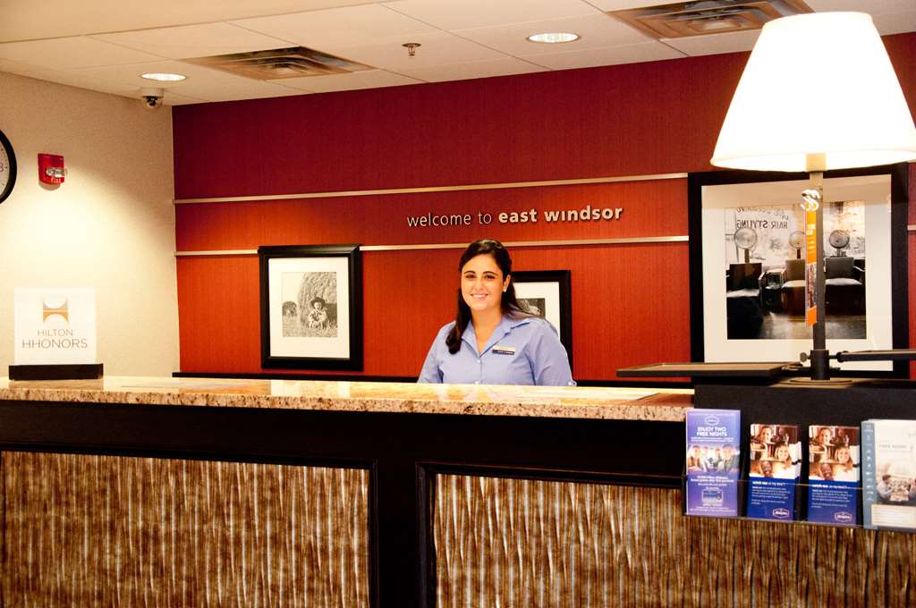 Hampton Inn East Windsor Image