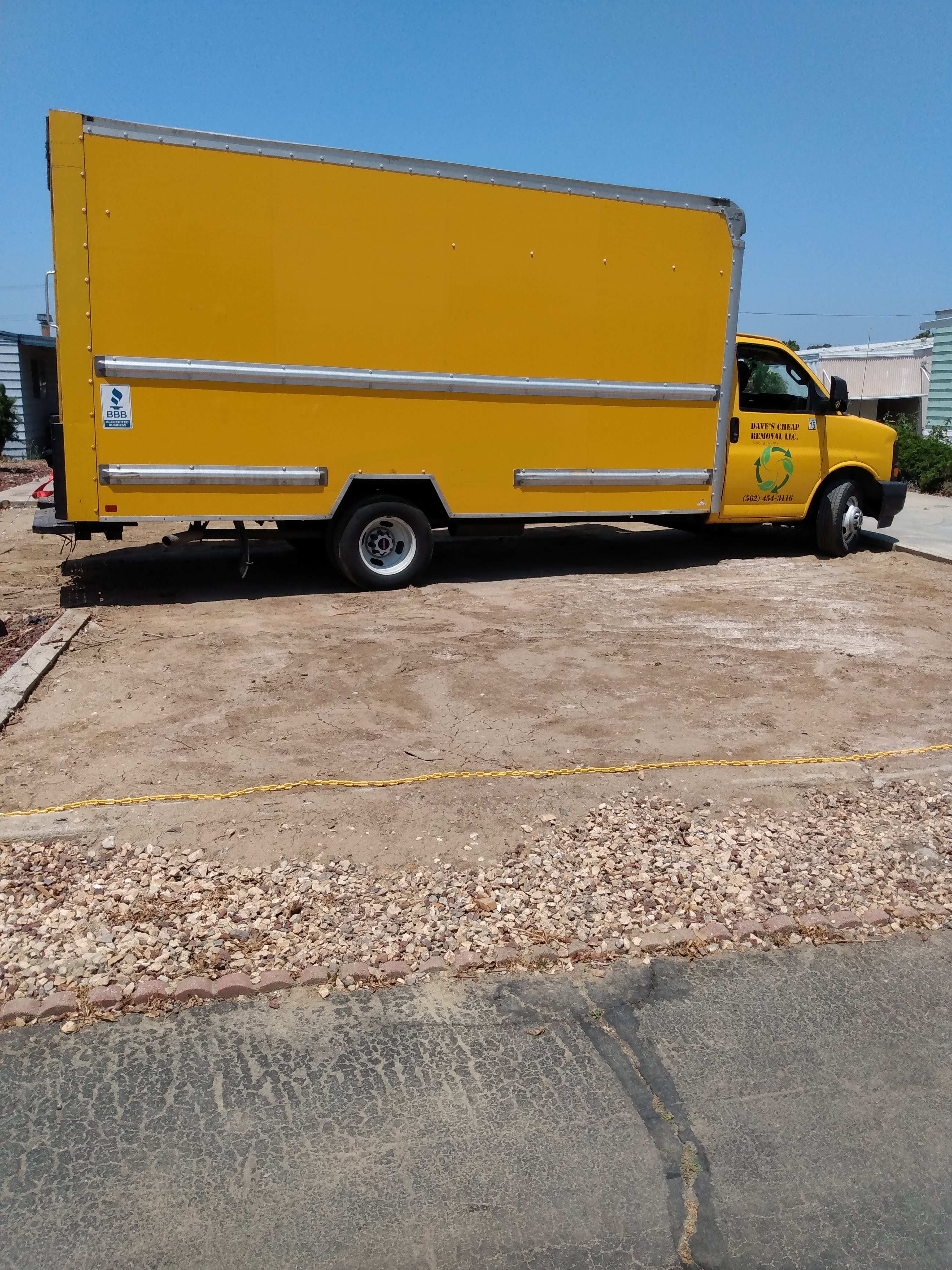 Dave's Cheap Removal LLC Image