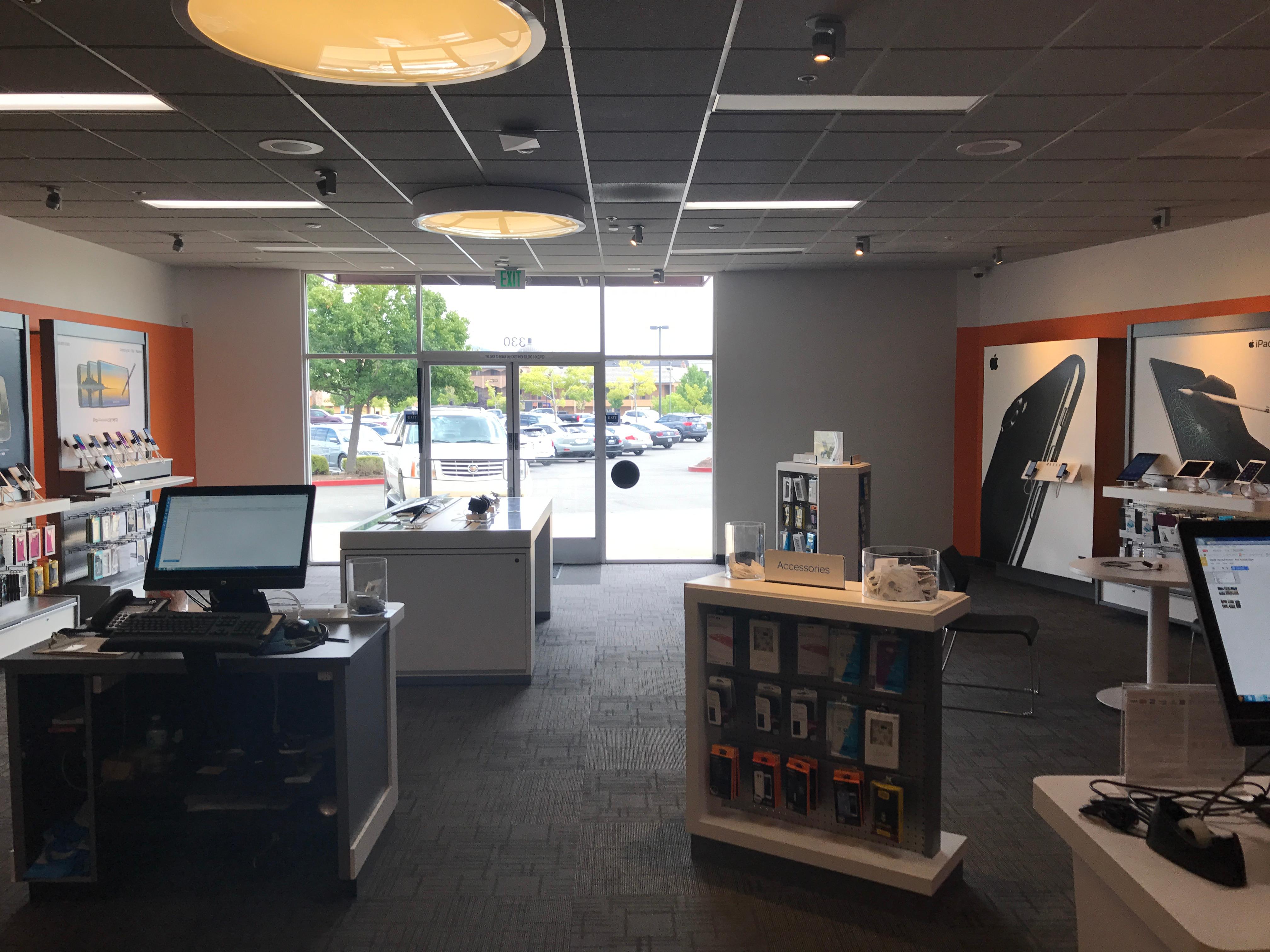 AT&T Store Photo