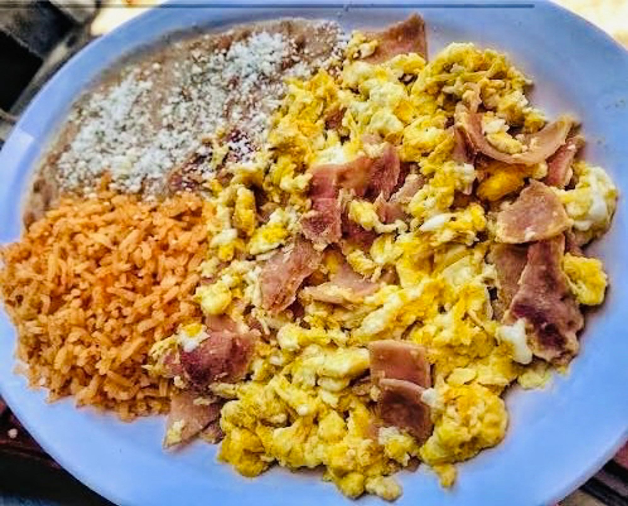 Huevos Con Jamón
