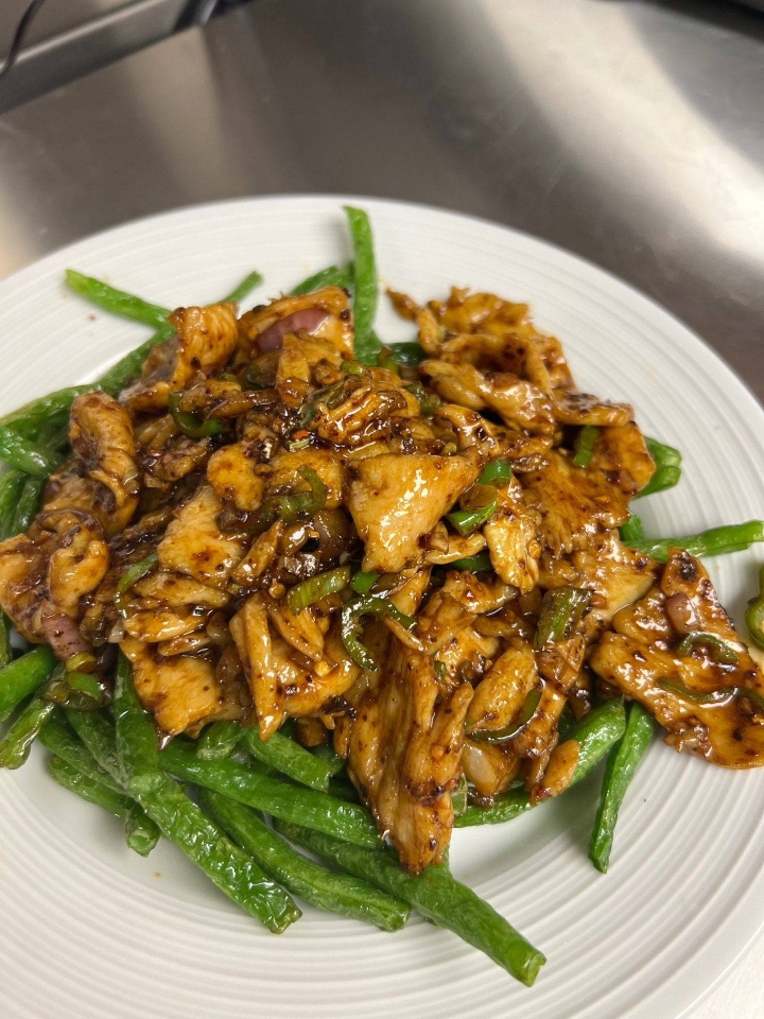 Yue Yang Spicy Chicken