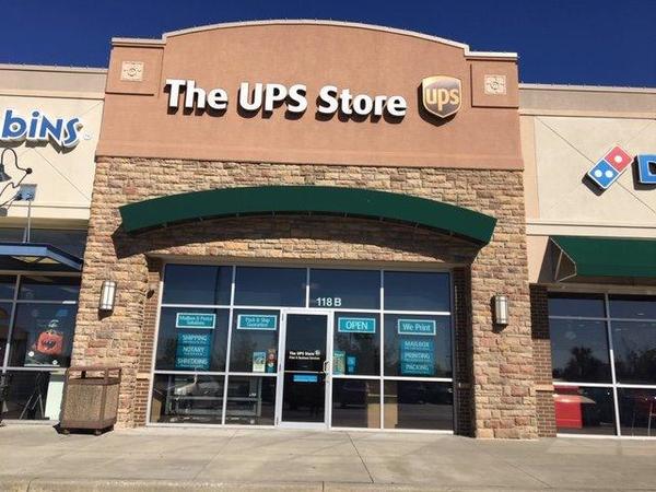 Facade of The UPS Store Liberty