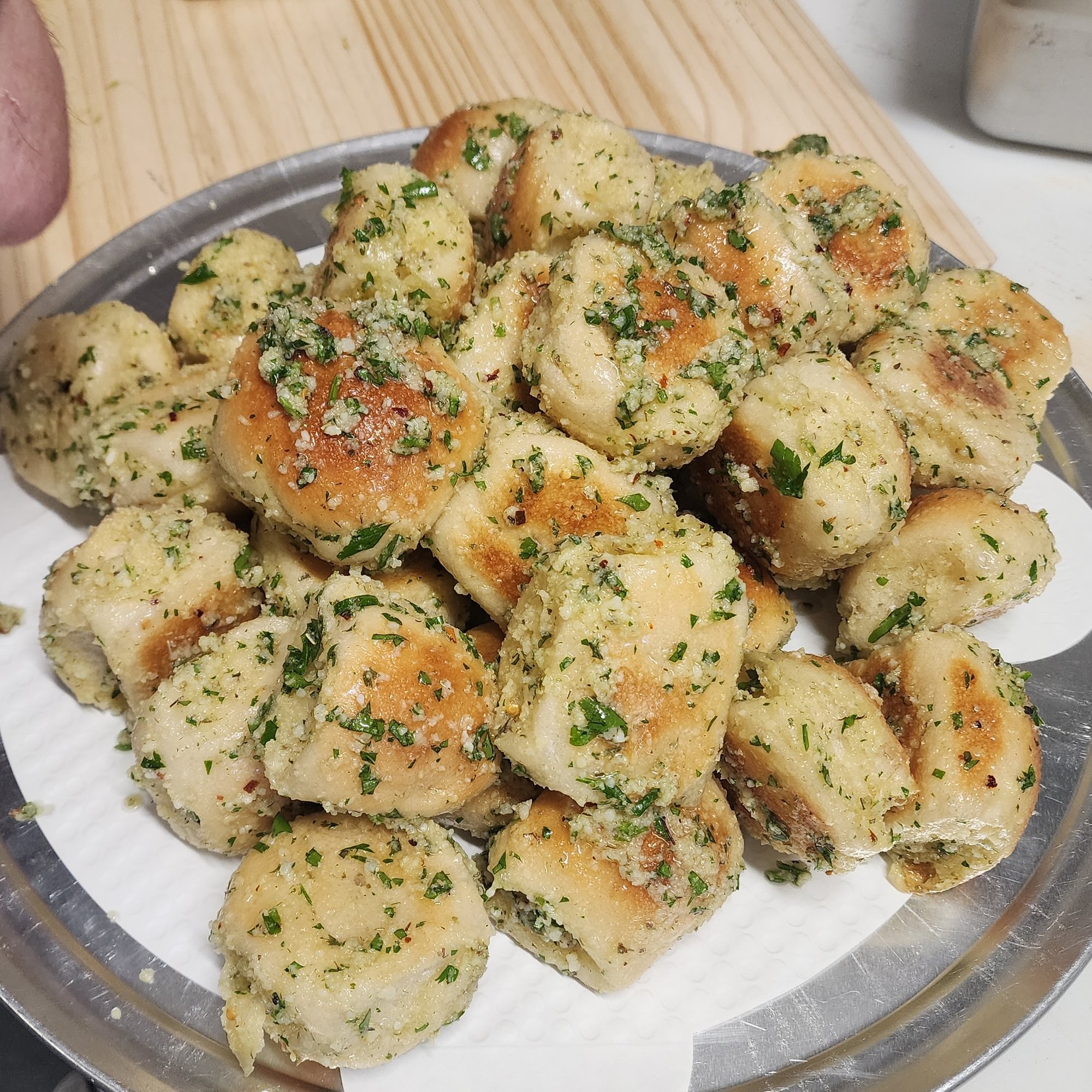 Garlic Knots 4pcs