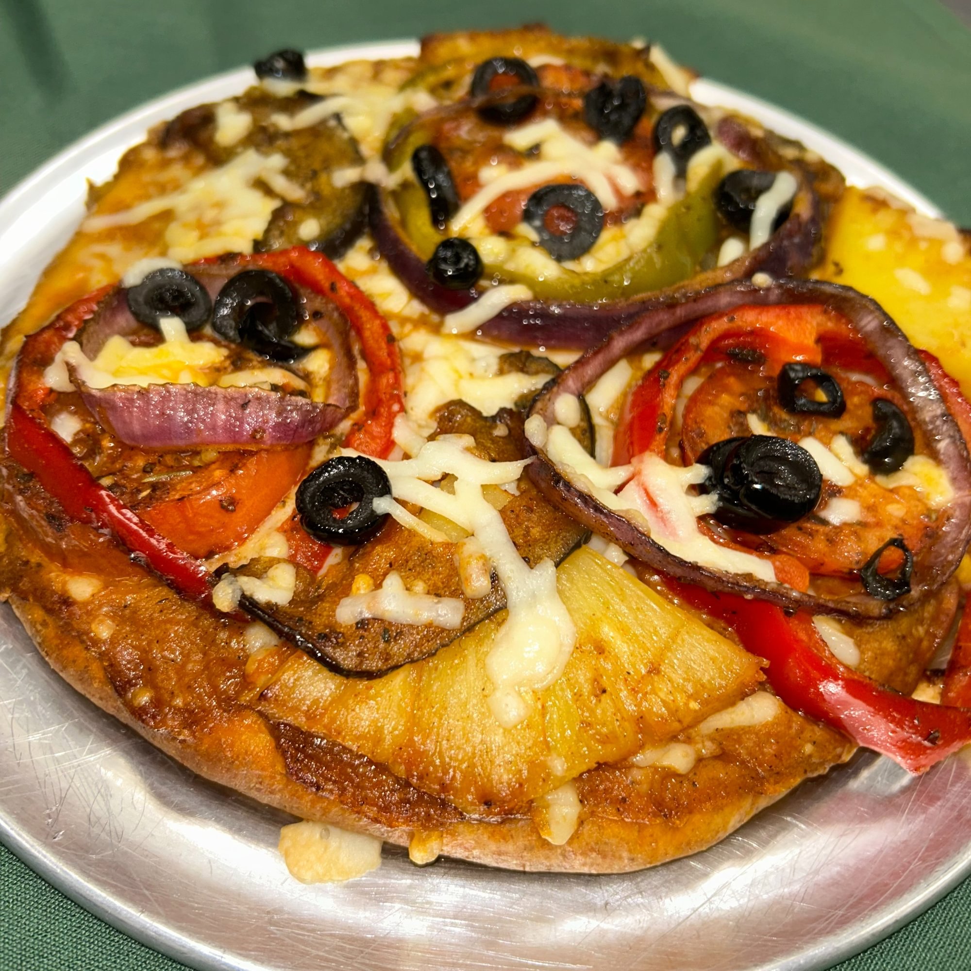 Hawaiian Pizza 12" Perzonal Pizza