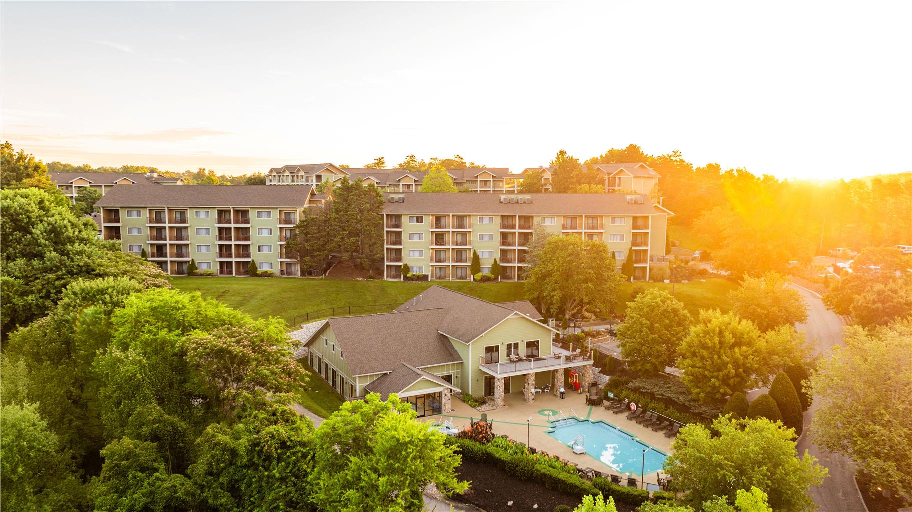 Hilton Vacation Club Laurel Crest Pigeon Forge Image