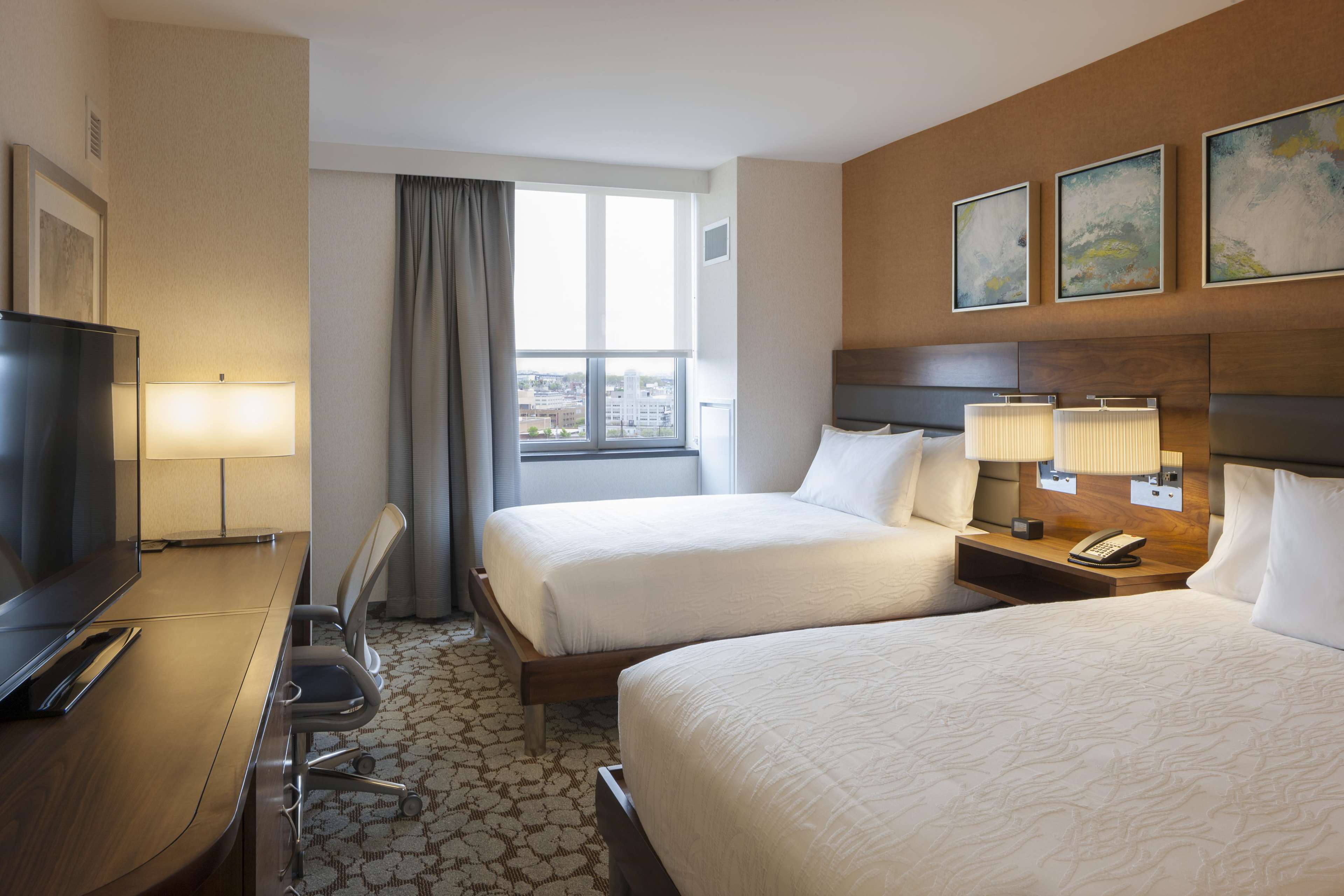 Hilton Garden Inn Long Island City New York Photo