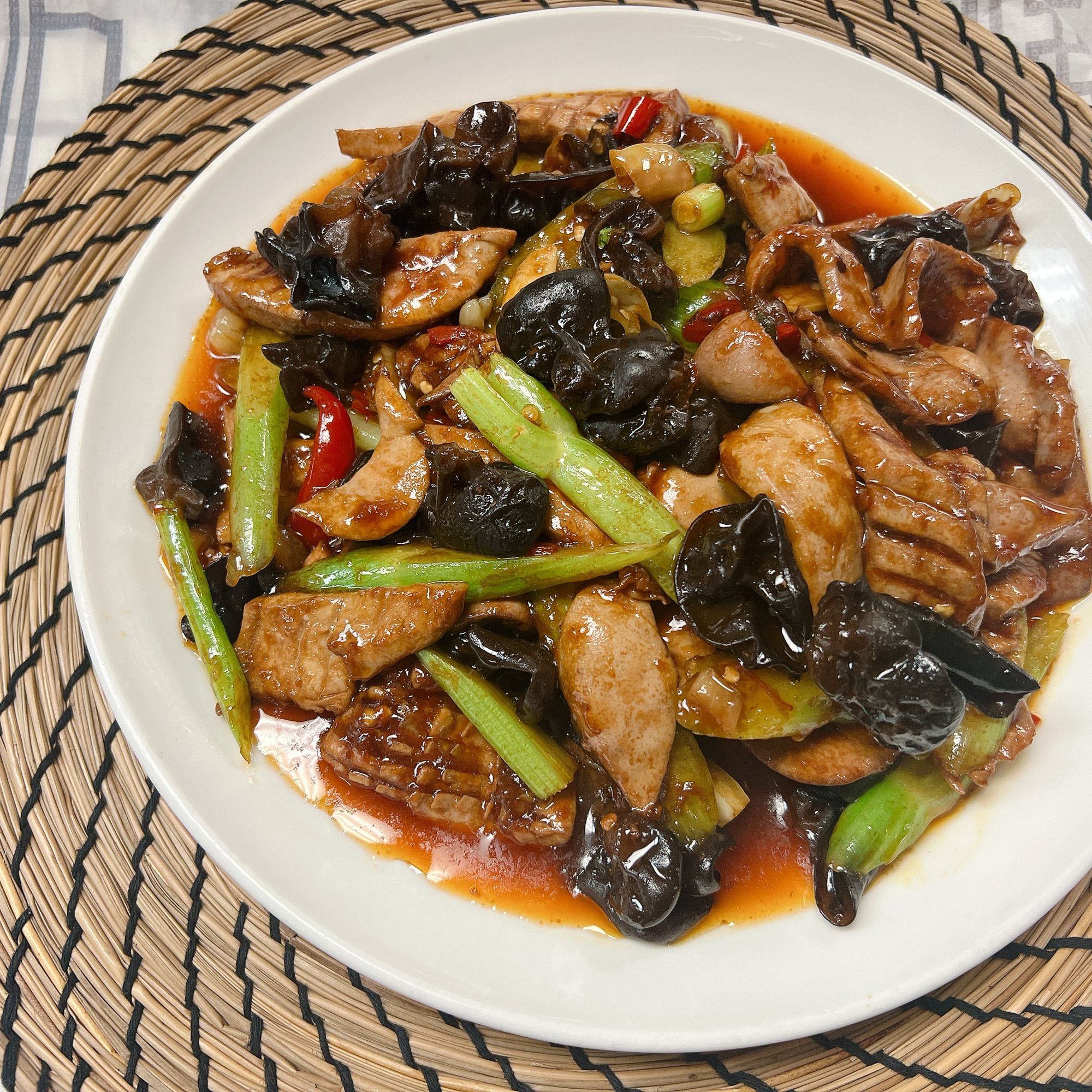 Stir Fried Pork Kidney 火爆腰花