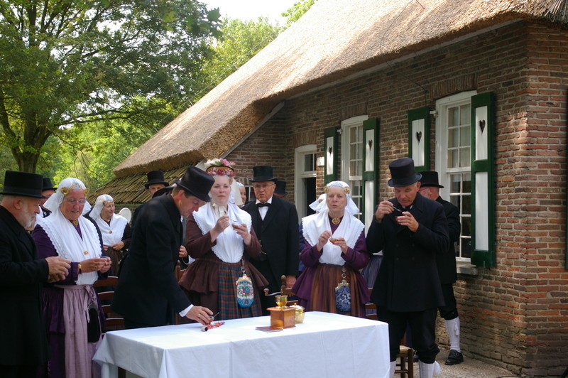Foto's Drentse Vereniging 't Aol' Volk Emmen