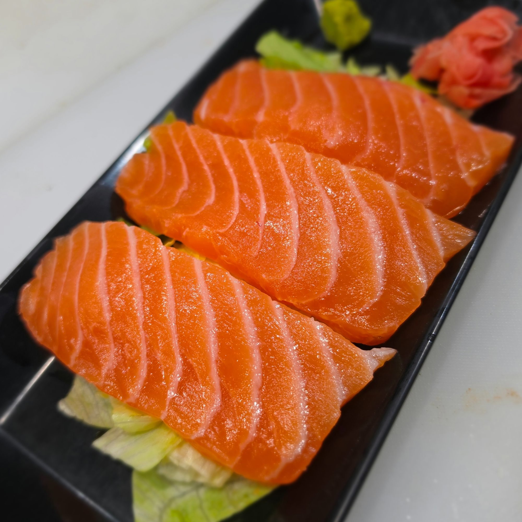 Sake Sashimi
