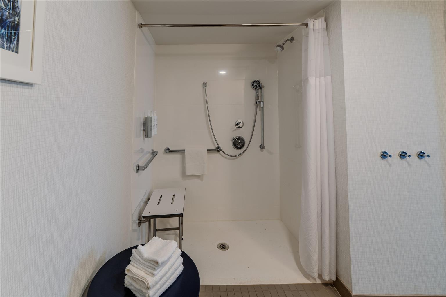 Hampton Inn & Suites Florence-Downtown Image