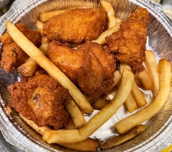 5 Pcs Hot Wings With Fries