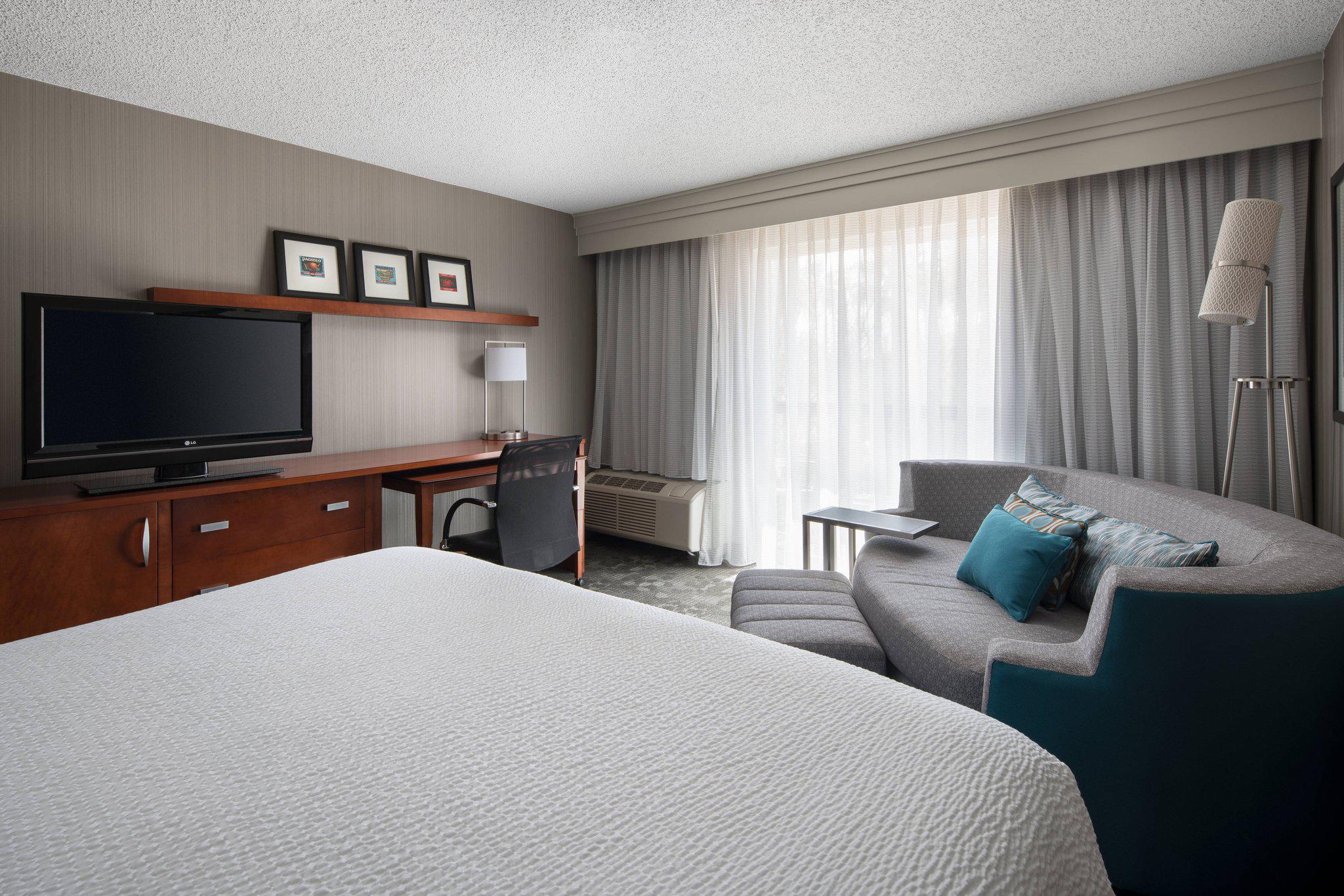 Courtyard by Marriott Milpitas Silicon Valley Photo