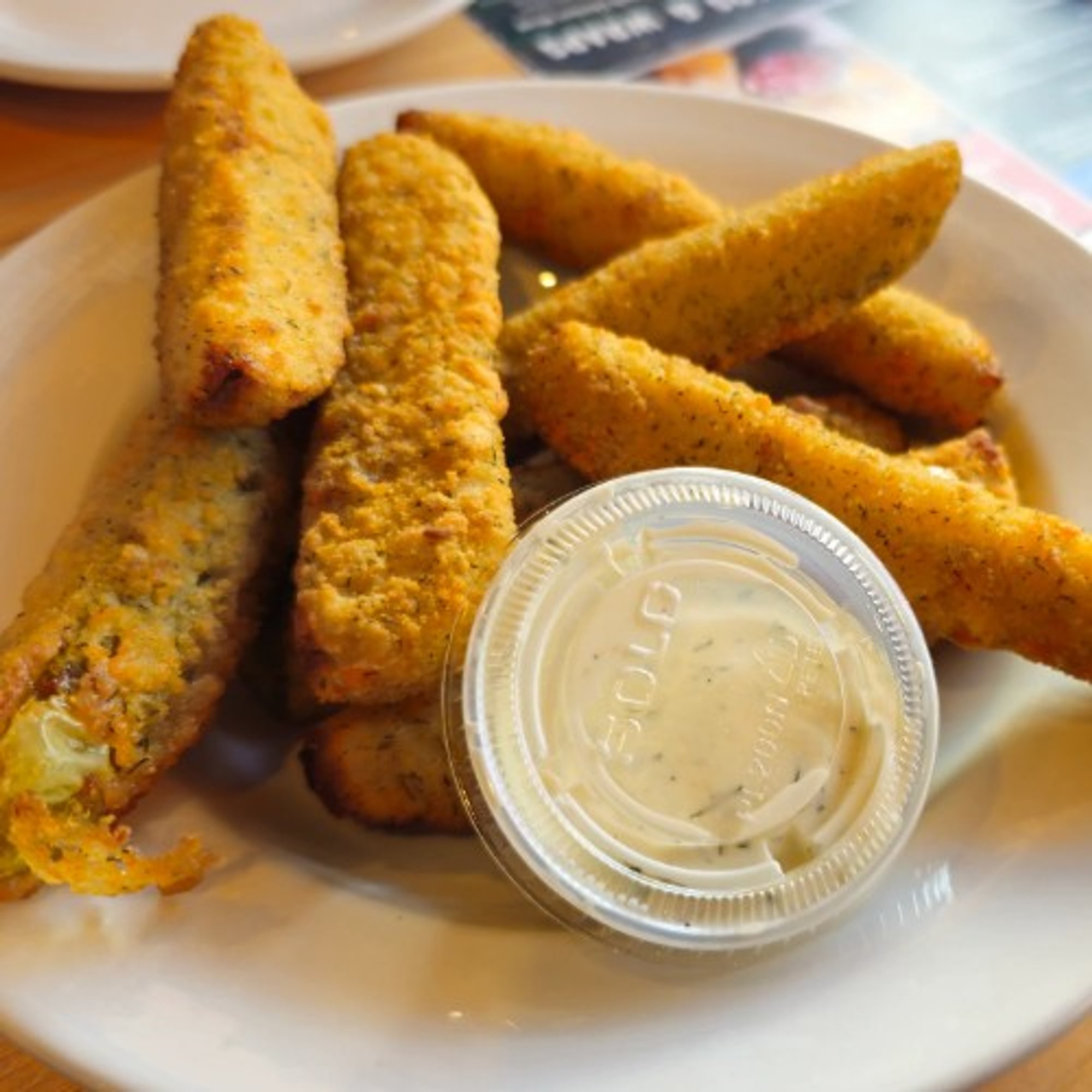 Fried Pickle Spears (8 Pieces)