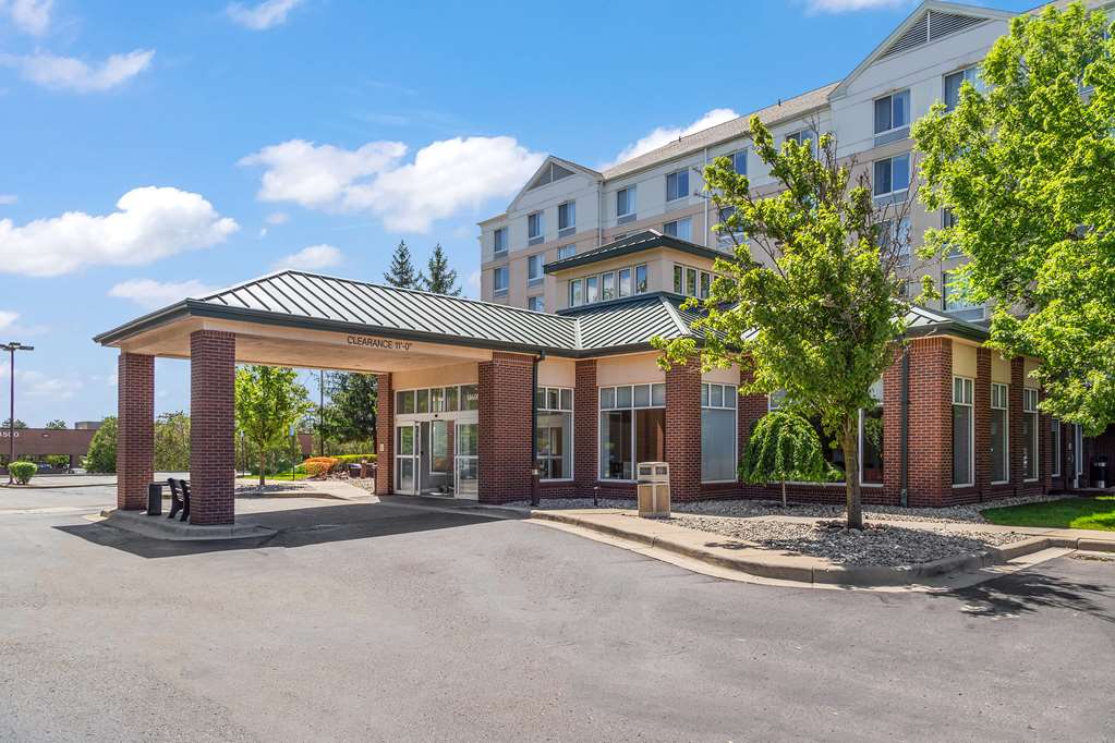 Hilton Garden Inn Plymouth Image
