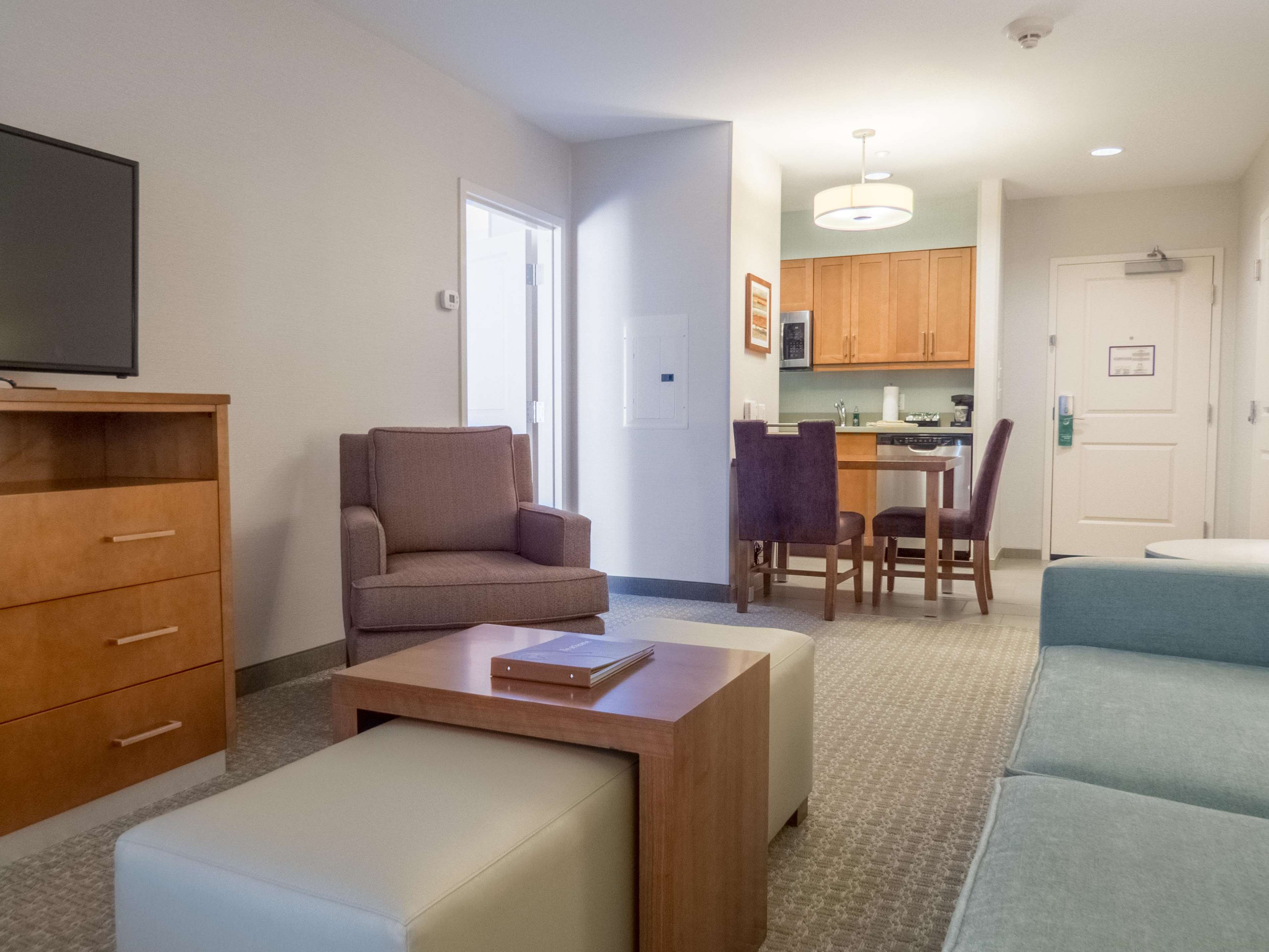 Homewood Suites by Hilton Gateway Hills Nashua Photo