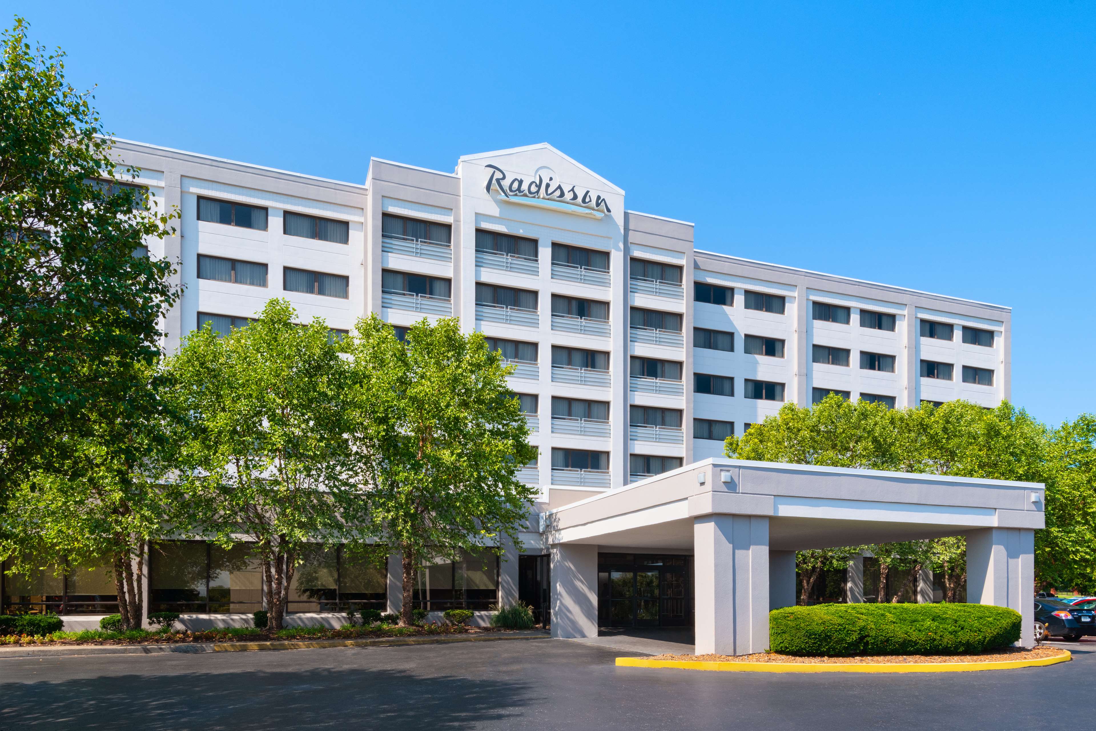 Radisson Hotel Nashville Airport Photo