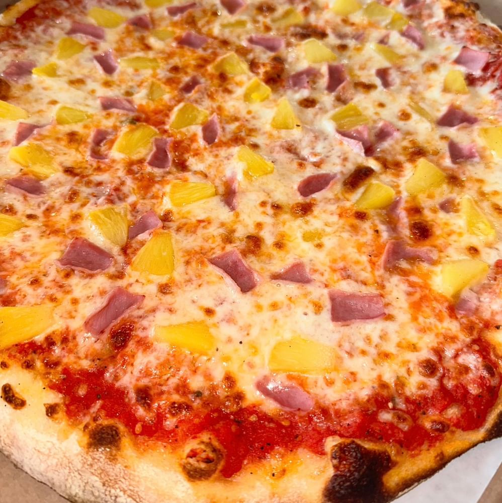 Hawaiian Pizza