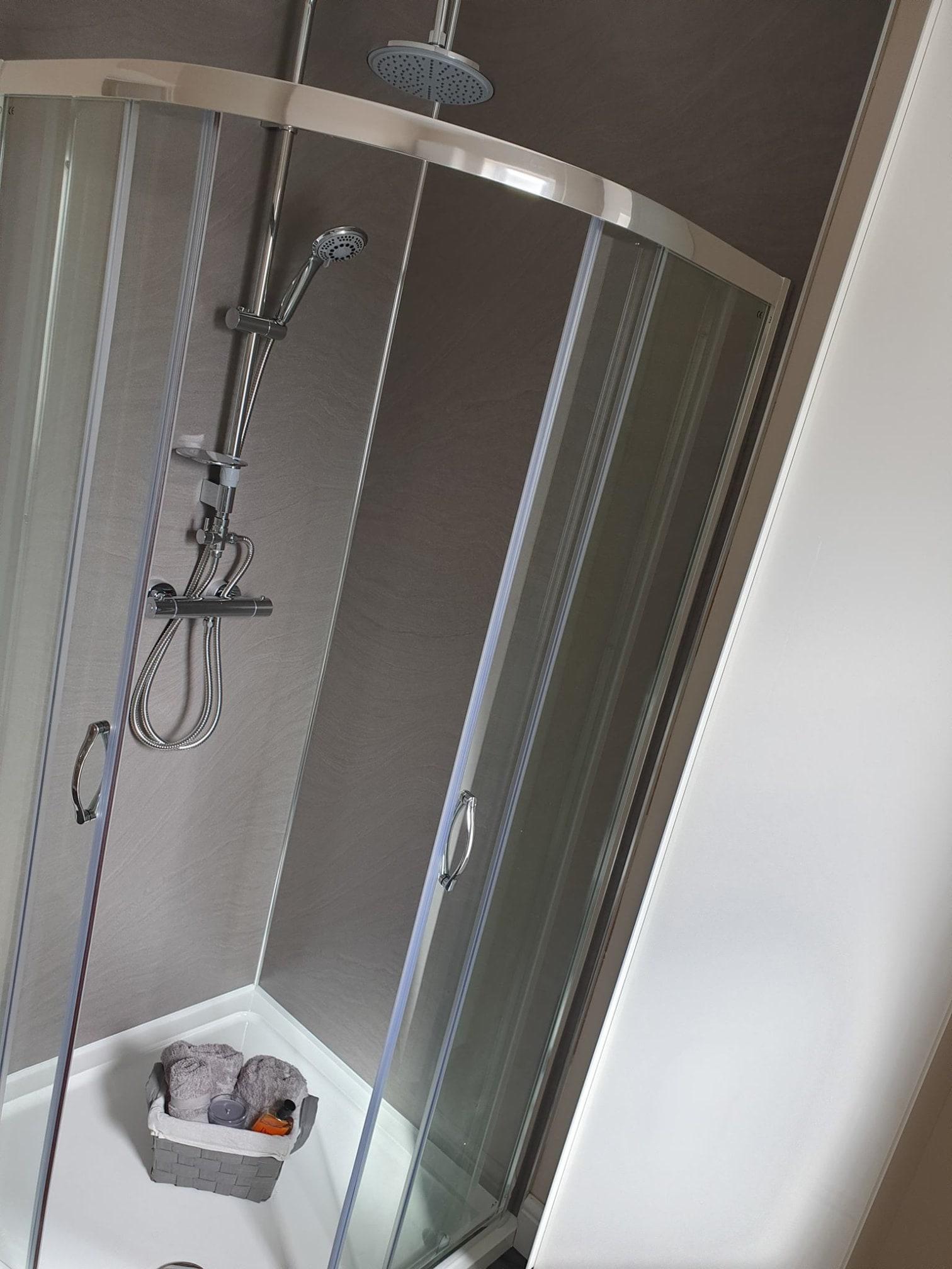 Images C & G Energy Ltd