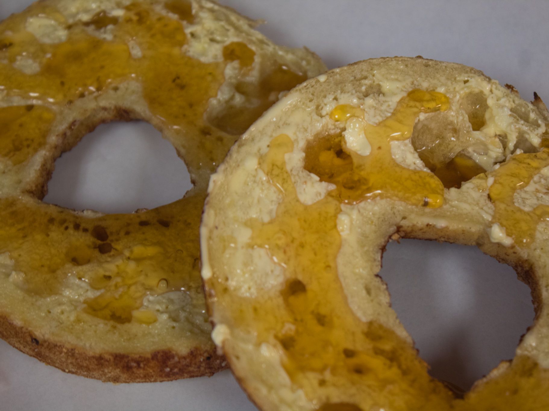 BAGEL BUTTER & HONEY