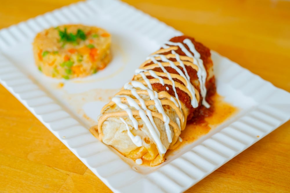 (L) Burrito El Chabelo