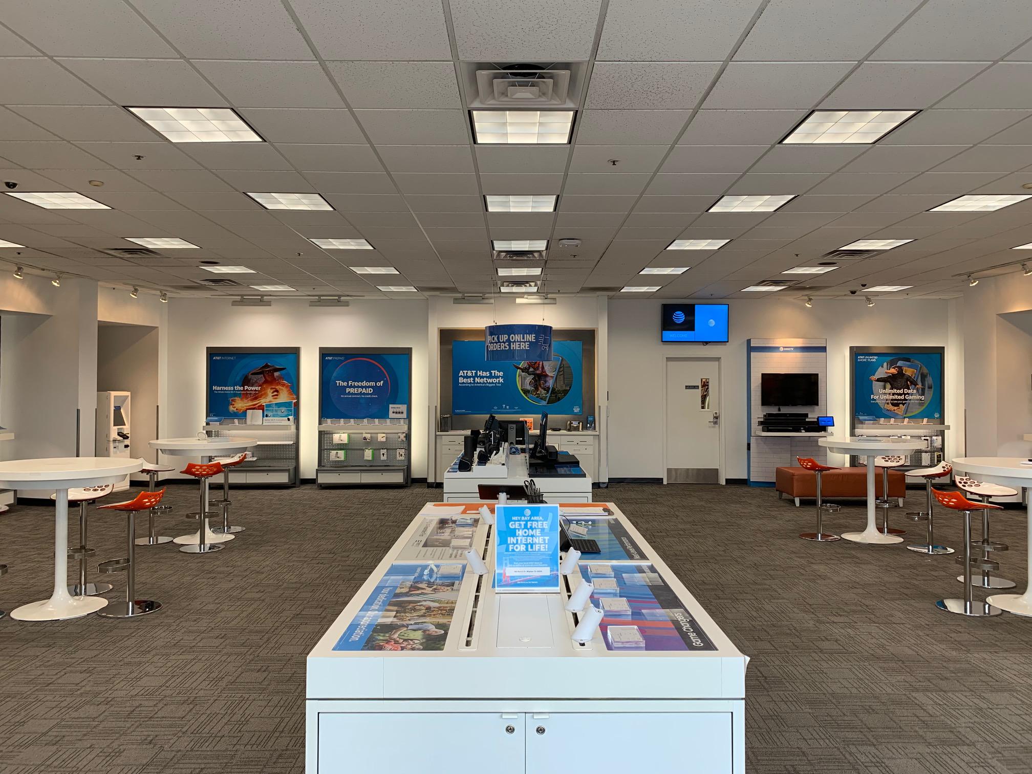 AT&T Store Photo