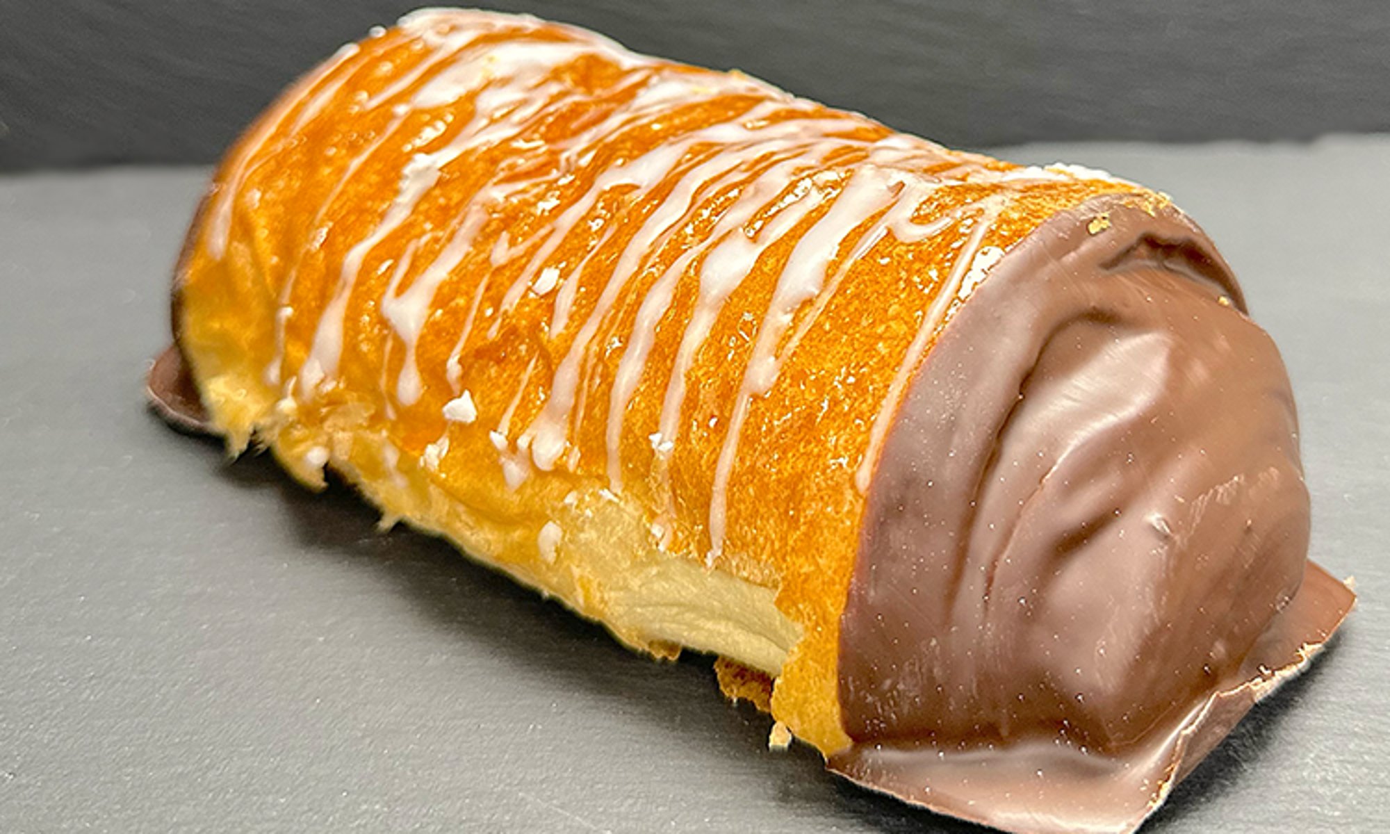 PAIN AU CHOCOLAT