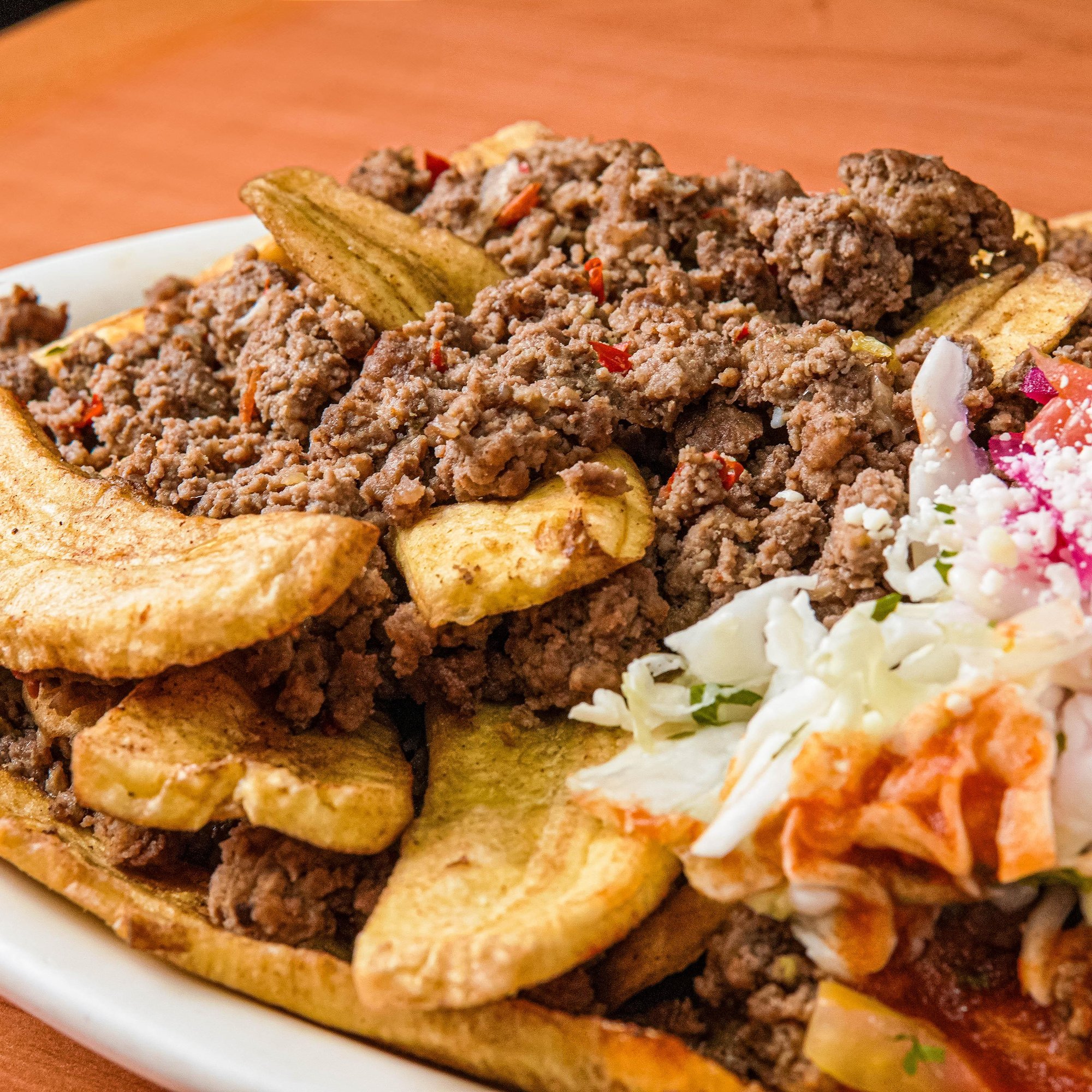 Carne Molida con Tajadas