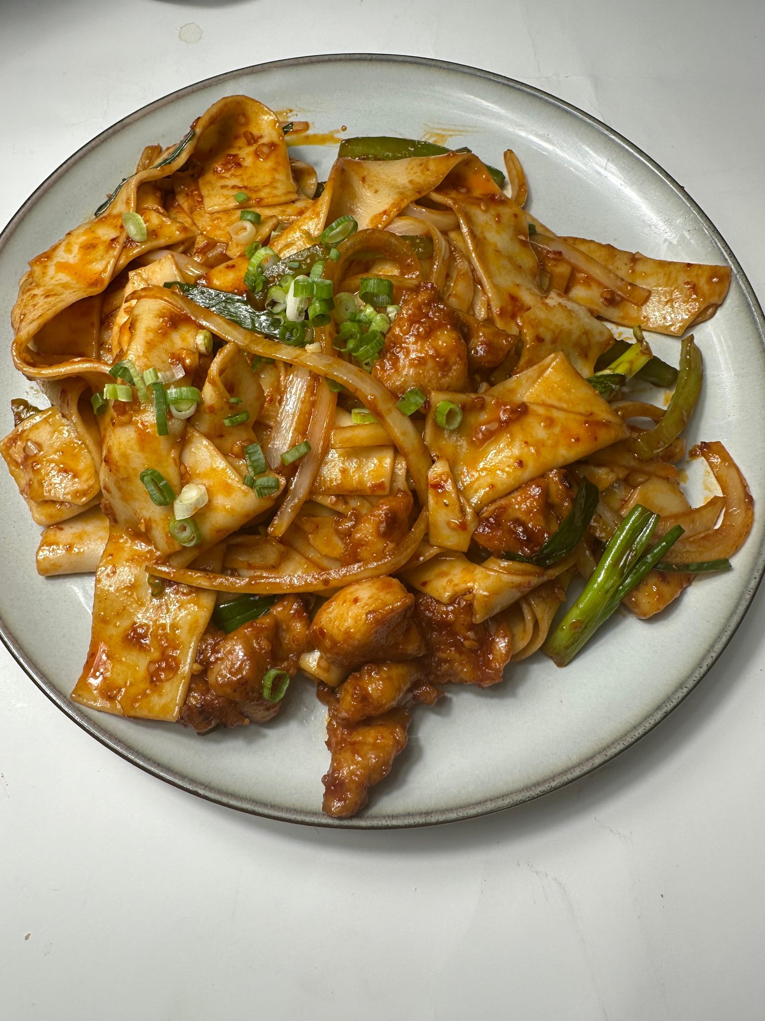 Stir Fried Chicken with Noodle 鸡肉炒面