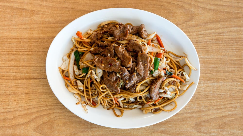 L-BEEF LO-MEIN