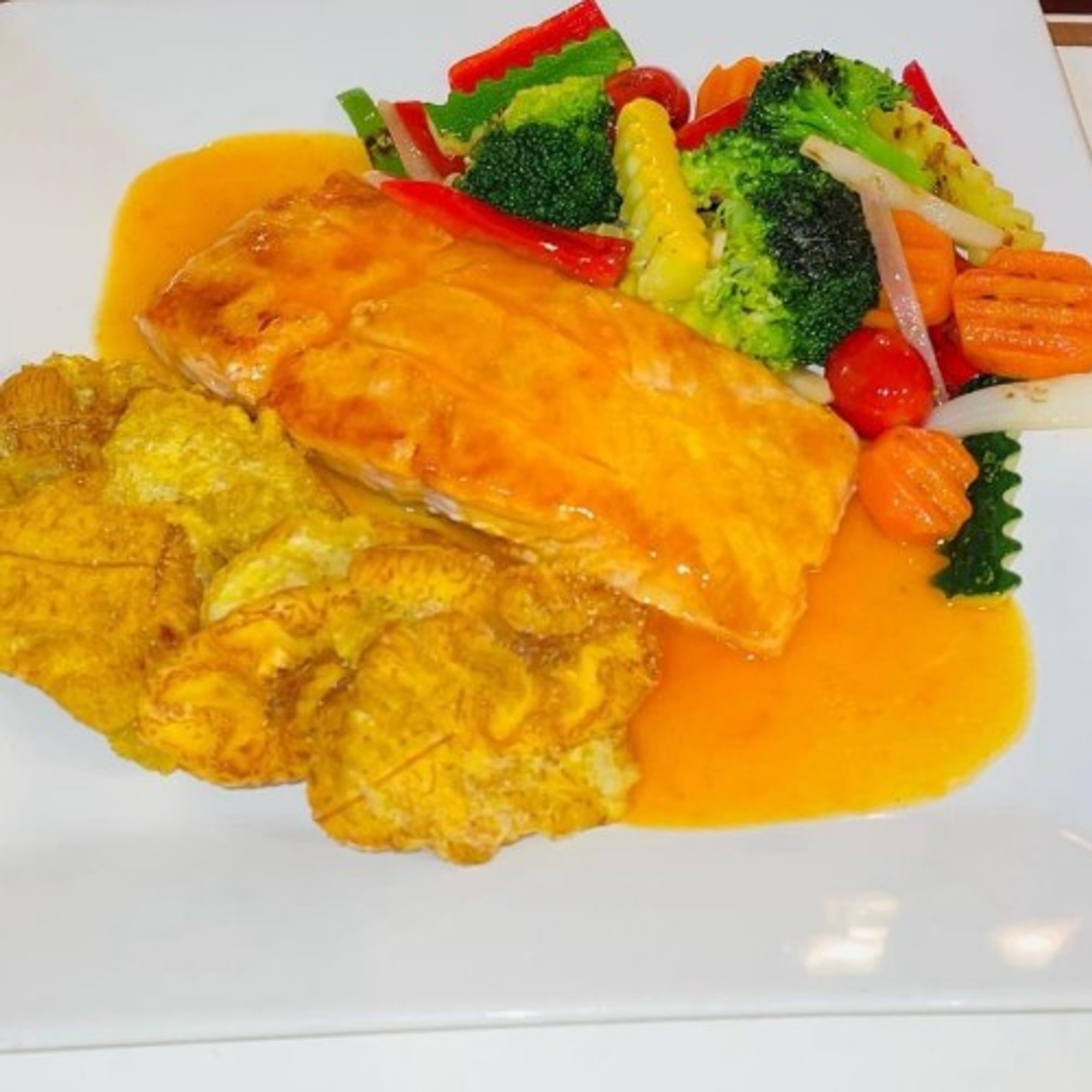 SALMON AL GRILL