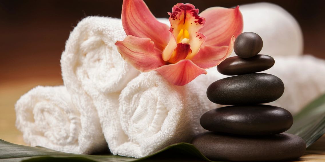 Salons and Spas Laundry day for the Spa day! Ah, one thing your client will enjoy more than being pampered by you is knowing that there are clean, crisp towels at their disposal, and don't forget about the linens! Let us pamper you by providing fresh, clean linen and towels every time.