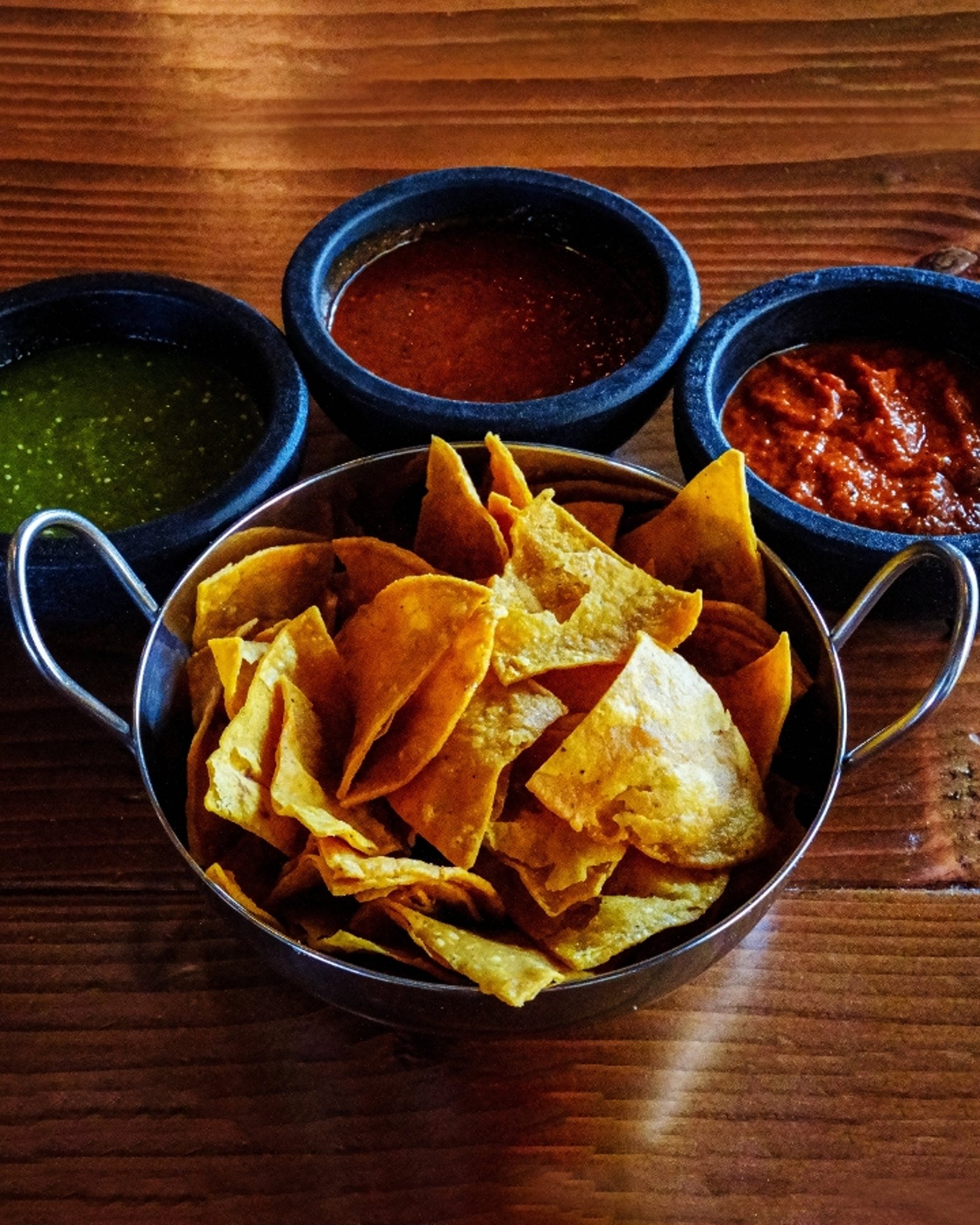 CHIPS & SALSA