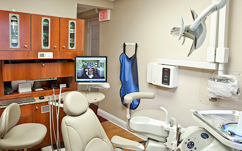 Bentz Dental Implant & Prosthodontic Center Photo