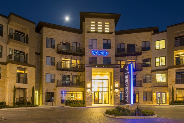 Images 7Seventy Apartments in Houston's Energy Corridor