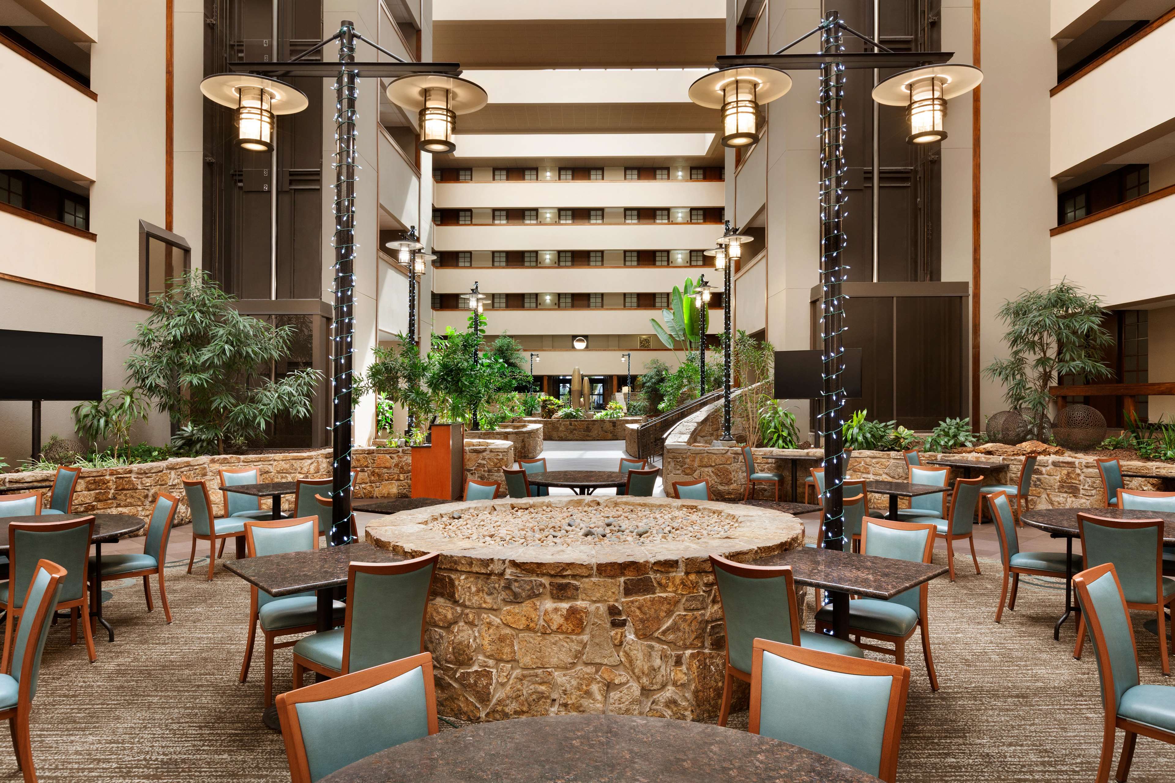 Embassy Suites by Hilton Oklahoma City Will Rogers Airport Photo