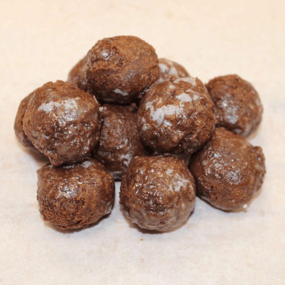 6 Chocolate hole