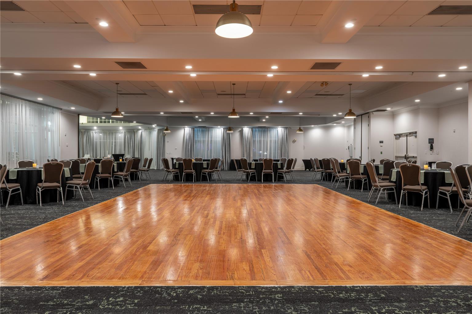 Hilton Garden Inn Auburn Riverwatch Image