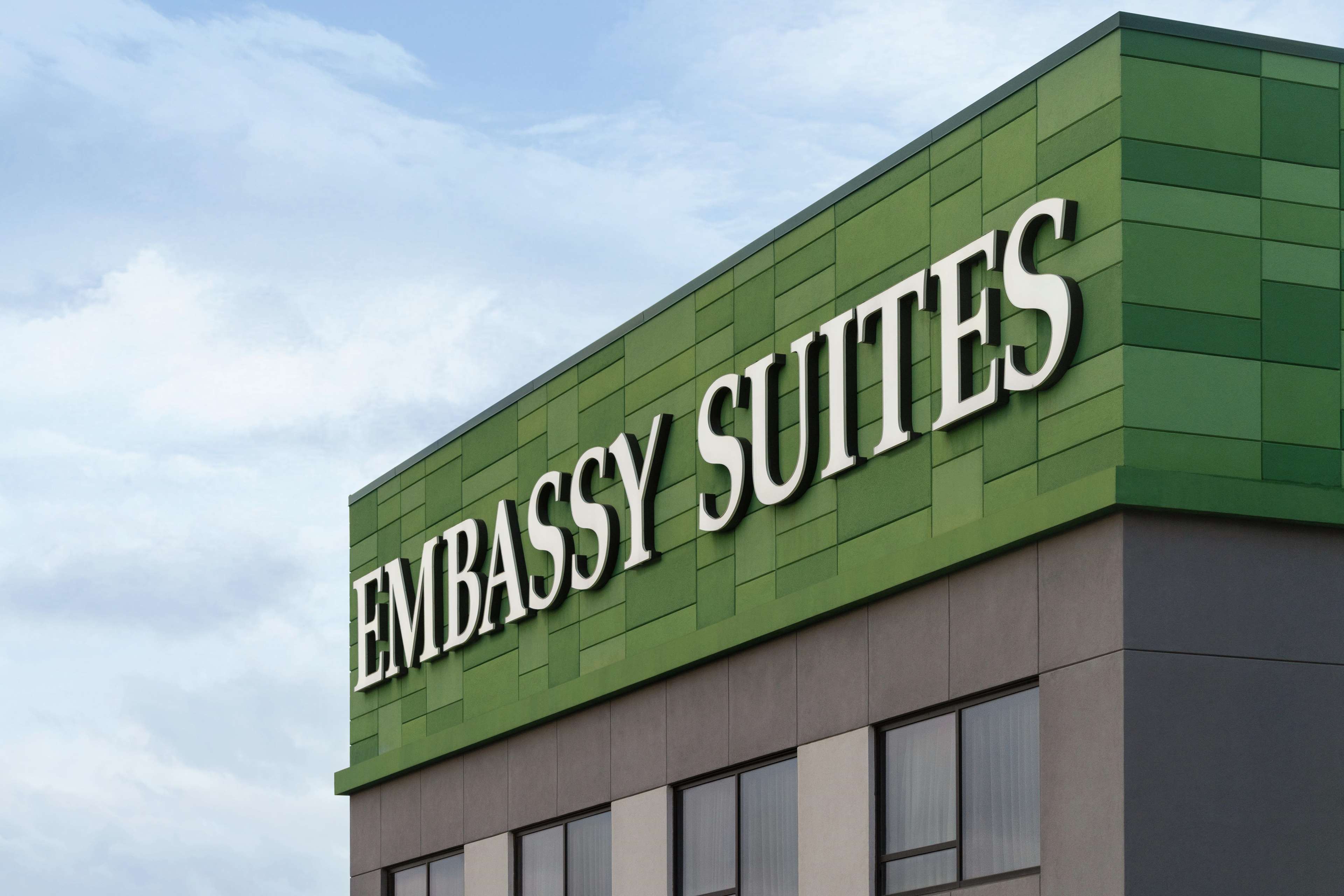 Embassy Suites by Hilton Salt Lake West Valley City Photo