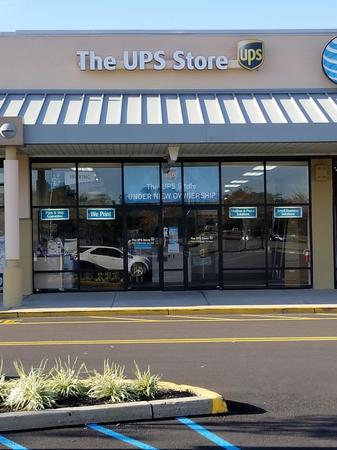 Images The UPS Store