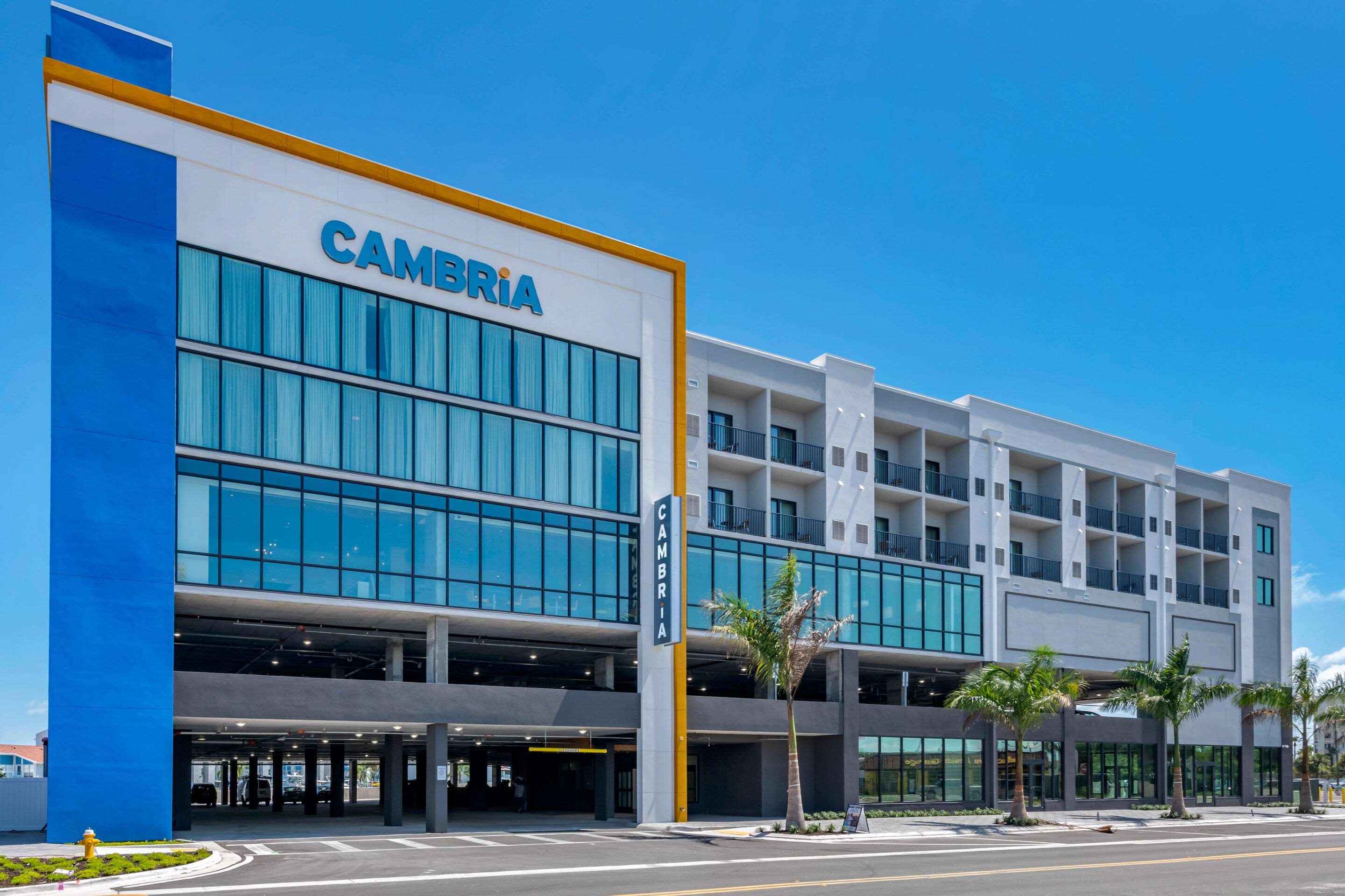 Cambria Hotel St Petersburg-Madeira Beach Marina Photo