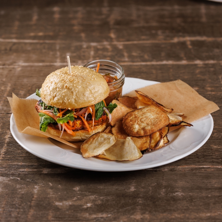 Blackened Mahi Mahi Sandwich
