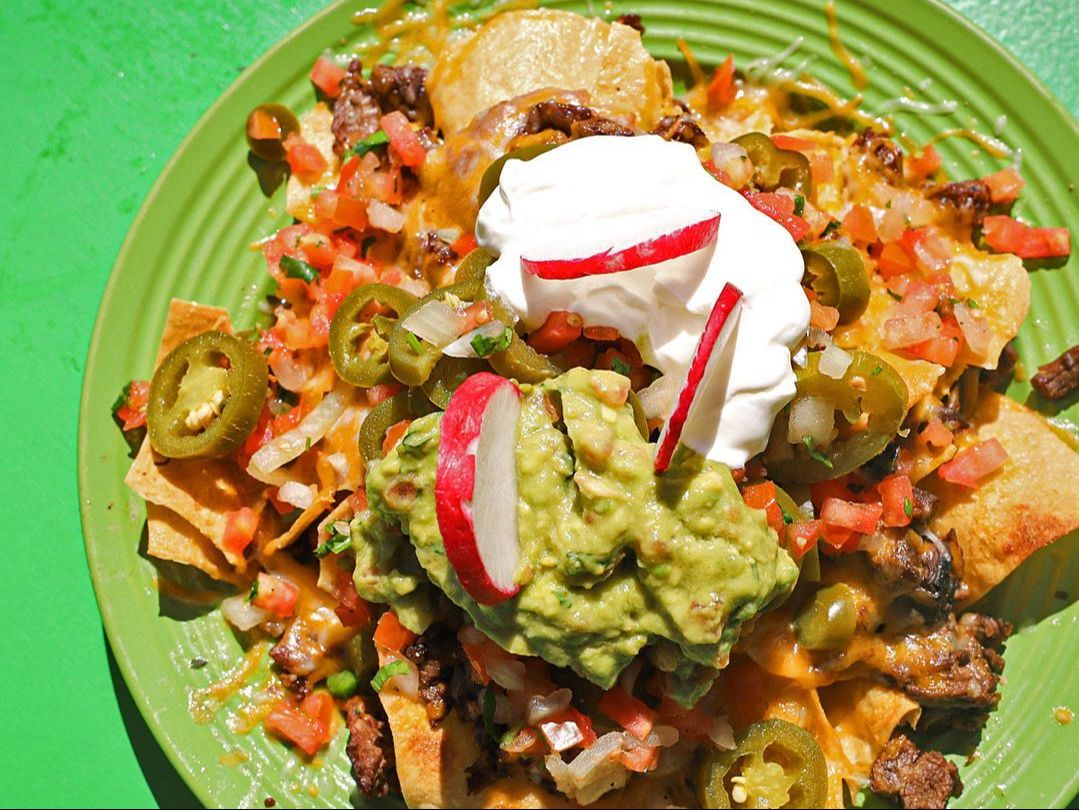 Loco Nachos (Half)